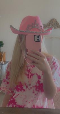 aesthetic pink cowgirl hat outfit