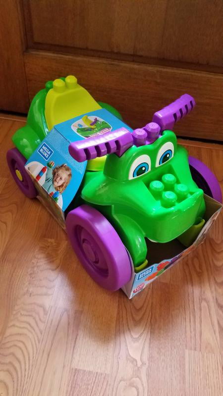 MEGA BLOKS Ride 'n Chomp Croc Ride-on Toy Building Block Set