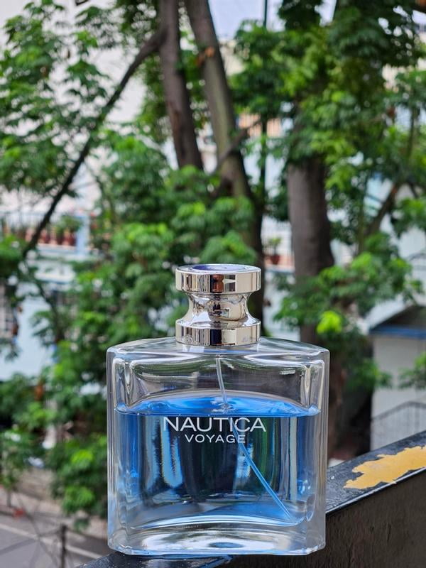 【新品:200ml】NAUTICA VOYAGE (ノーティカ・ヴォヤージュ) Amazon.com: Nautica Voyage Eau de Toilette 6.7 fl oz (Pack