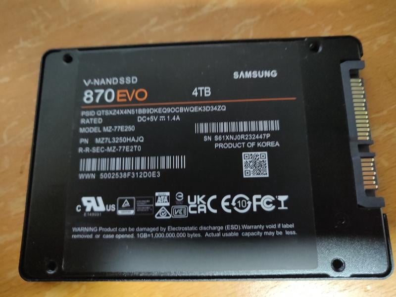 Internal SSD SAMSUNG 870 EVO 4TB SATA III 2.5'' Black - Walmart.ca