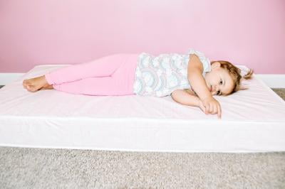 sertapedic moongaze crib mattress