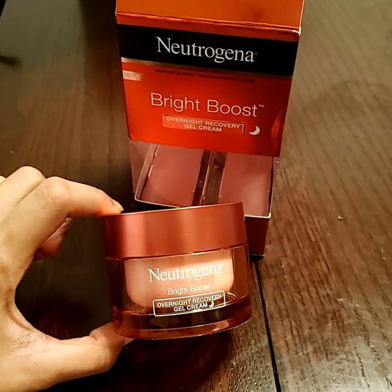 neutrogena bright boost overnight brightening cream