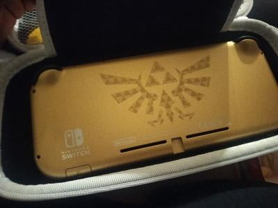 （極美品）Nintendo Switch Lite Hyrule Edition Nintendo Switch Lite: Hyrule Edition with Bonus Nintendo