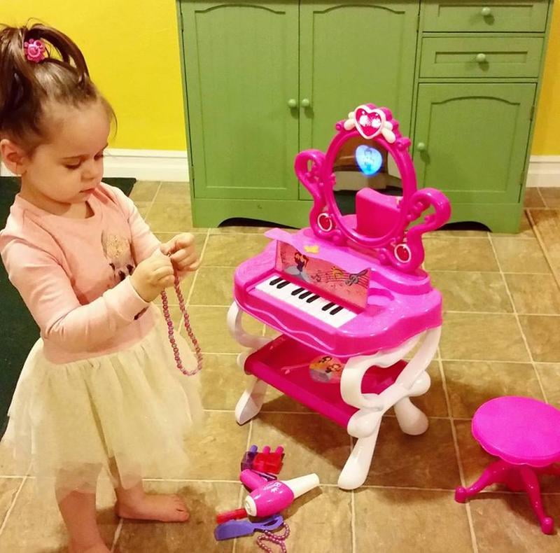 piano vanity toy