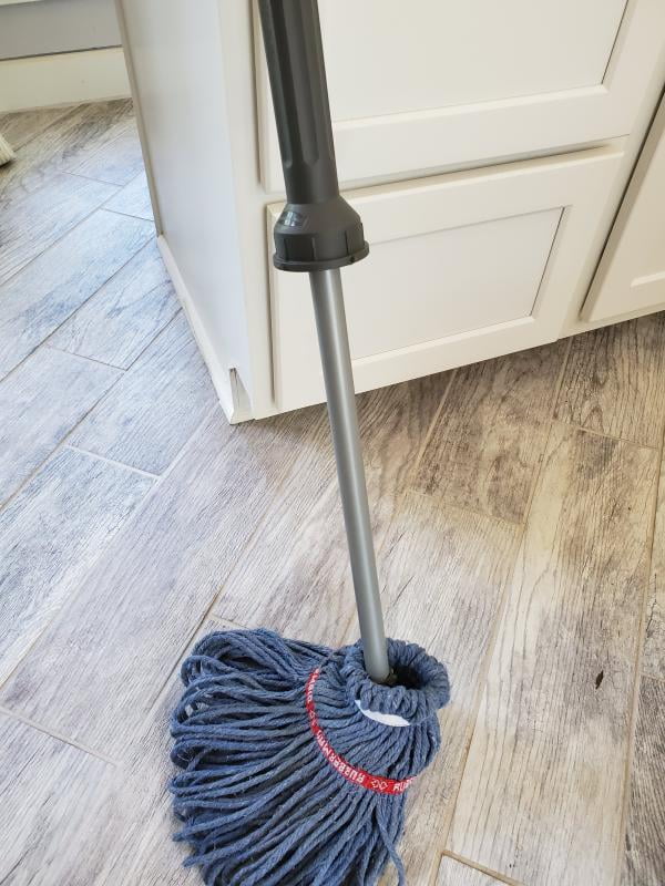Rubbermaid FG6B1204 Refill for Ratchet Handle Microban Twist Mop w