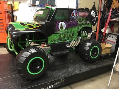 monster jam 24 volt ride on