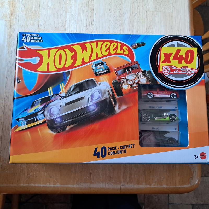 Hot Wheels 40 Pack, Set of 40 1:64 Scale Toy Race Cars, Rescue