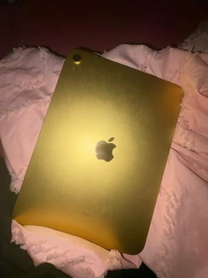 Apple iPad イエロー 64GB 2022 Apple iPad 10 64GB WiFi/Unlocked 10.9