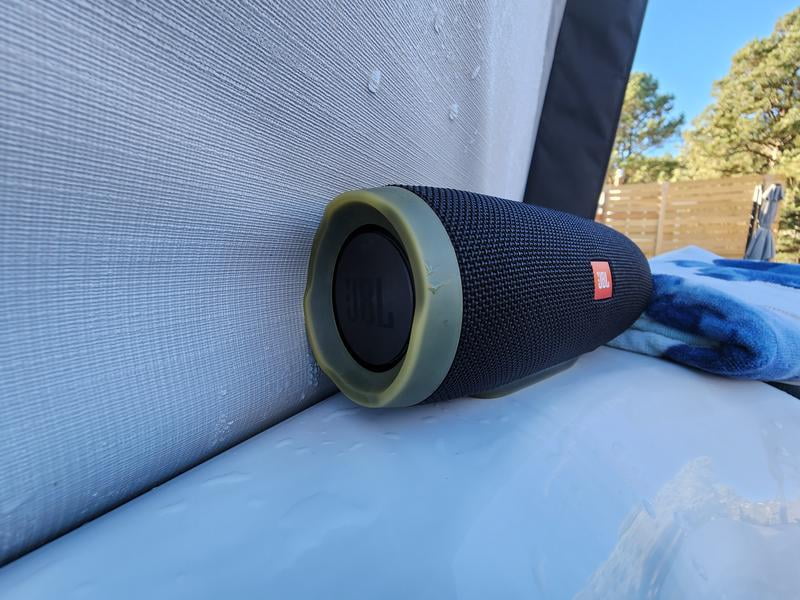 ※要コメント 箱・専用ケース付き JBL CHARGE 3 SQUAD 迷彩柄 JBL Charge 3 Special Edition | ポータブルBluetoothスピーカー