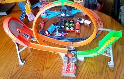 Customer reviews for Hot Wheels Action Power Shift Motorized