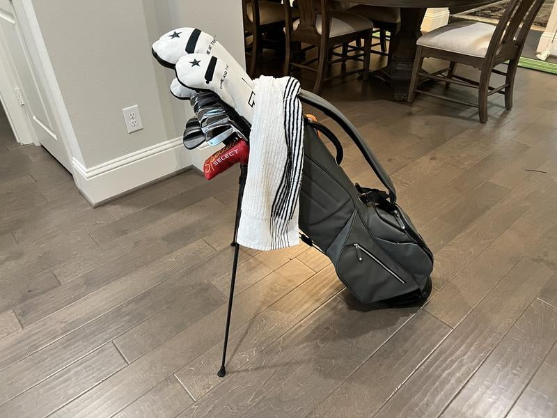 NEW TaylorMade Golf Vessel Lite Lux Stand Bag 4-way Top - Gray