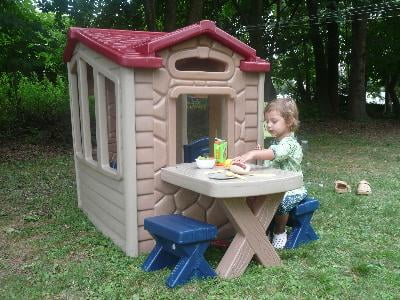 Little Tikes Picnic on The Patio Playhouse - Walmart.ca