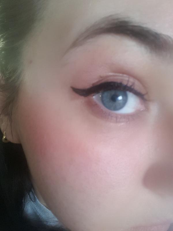 breakup proof eyeliner