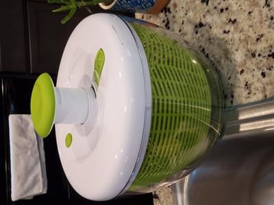 Farberware Easy to use pro Pump Spinner with Bowl, Large 6.65 quart, Green