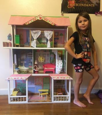 descendants doll house