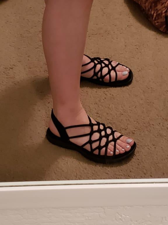 skechers reggae slim forget me knot sandals