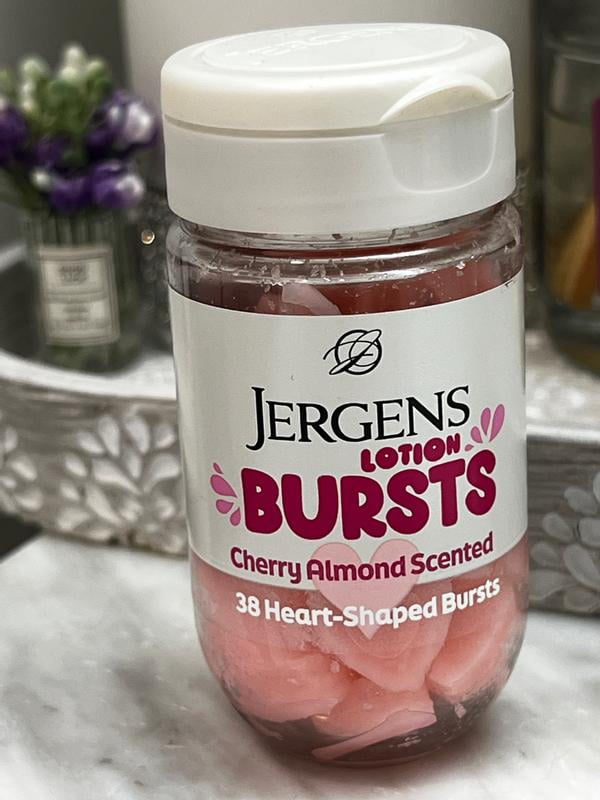 Customer reviews for Jergens Cherry Almond Lotion Bursts, Squishy