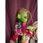 Image 7 of customer photos