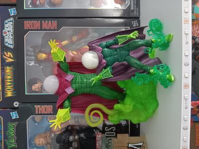 Marvel Legends Series Marvel's Mysterio, Retro Spider-Man Action
