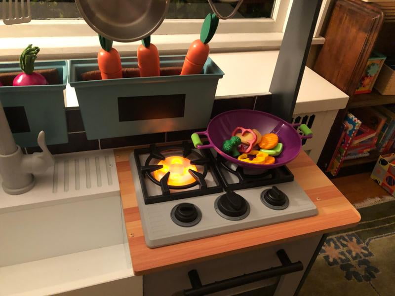 farm to table toy kitchen
