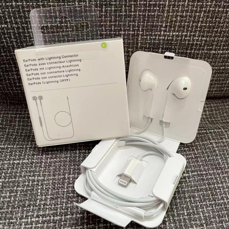 Customer reviews for Apple EarPods with Lightning Connector
