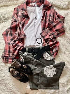 Customer reviews for Fantaslook Plaid Flannel Shirts for Women Oversized  Long Sleeve Button Down Shirts Blouses Tops | Walmart.com