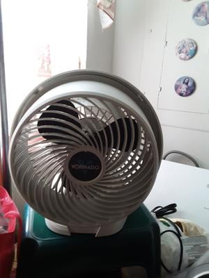 Vornado, Floor Fan, 530 Compact 3-Speed Air Circulator, High