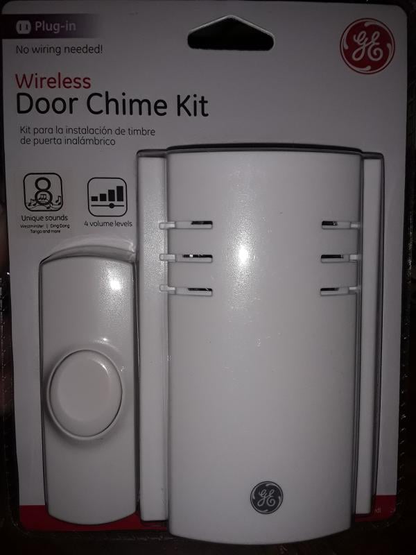 A1 New GE 19299 150 feet Range Plug-In Wireless Door 8 Chimes with Push Button