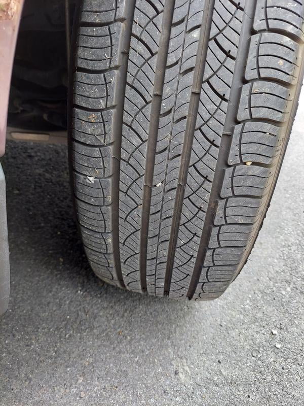 Michelin Latitude Tour HP - 225/65R17 102H Tire - Samsclub.com