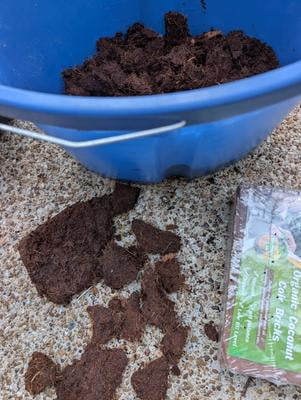 Customer reviews for ZeeDix Organic Compressed Coco Coir Brick