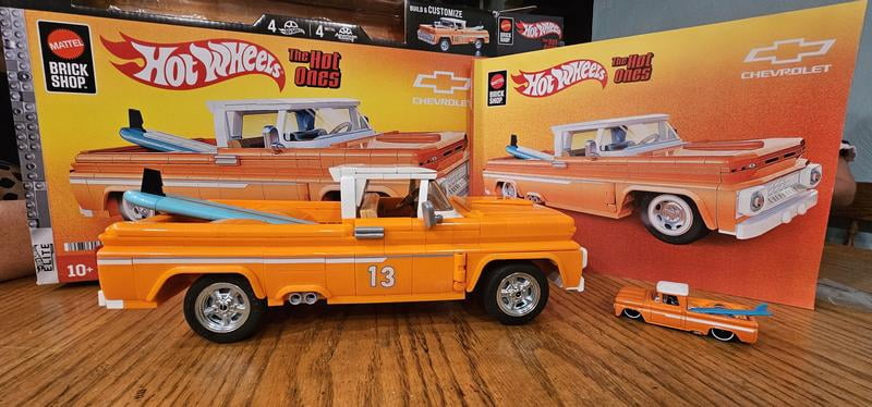 MATTEL BRICK SHOP Hot Wheels Custom 62 Chevy Pickup Building Toy
