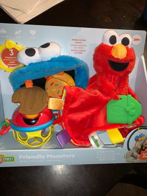 21 Perfect Elmo gifts for toddlers * Moms and Crafters