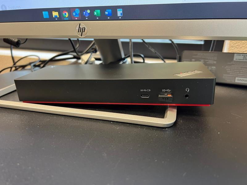 Lenovo ThinkPad Thunderbolt 4 Workstation Dock - US, USB-C, Dual