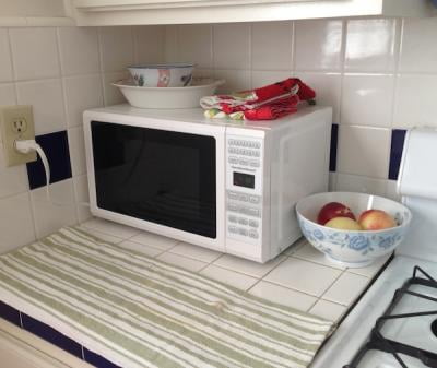 Hamilton Beach 0 7 Cu Ft Black Microwave Oven Hamilton Beach 0 7 Cu Ft Black Microwave Oven