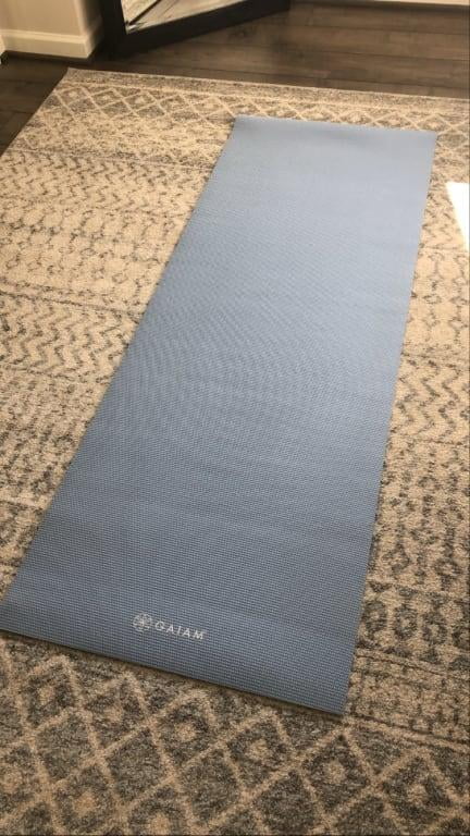 gaiam premium yoga mat 5mm