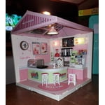 Image 3 of customer photos