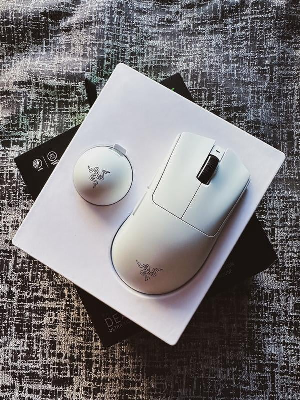 Customer reviews for Razer DeathAdder V4 Pro Ultra-lightweight