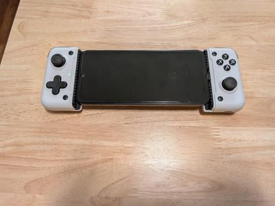 EasySMX USB-C Mobile Gaming Controller for iPhone 15/16 and