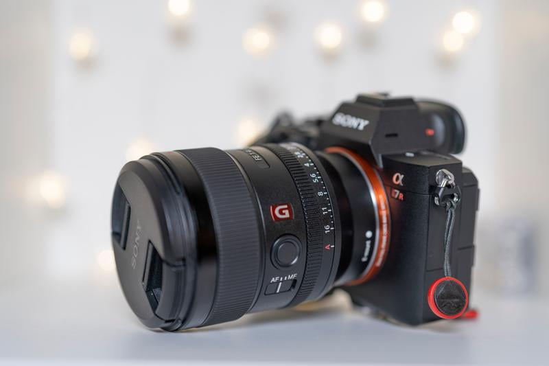 Sony FE 24mm F1.4 GM (SEL24F14GM) Camera Lens Bundle with