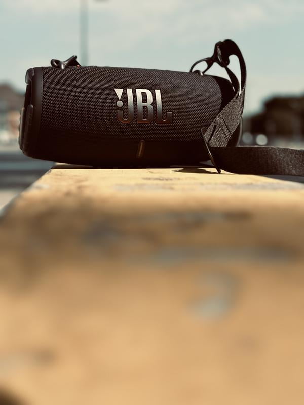 JBL Xtreme 3 Portable Bluetooth Waterproof Speaker (Black