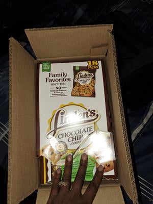 Linden's Chocolate Chip Cookies - 18 Packs of 3 Cookies - Walmart.com