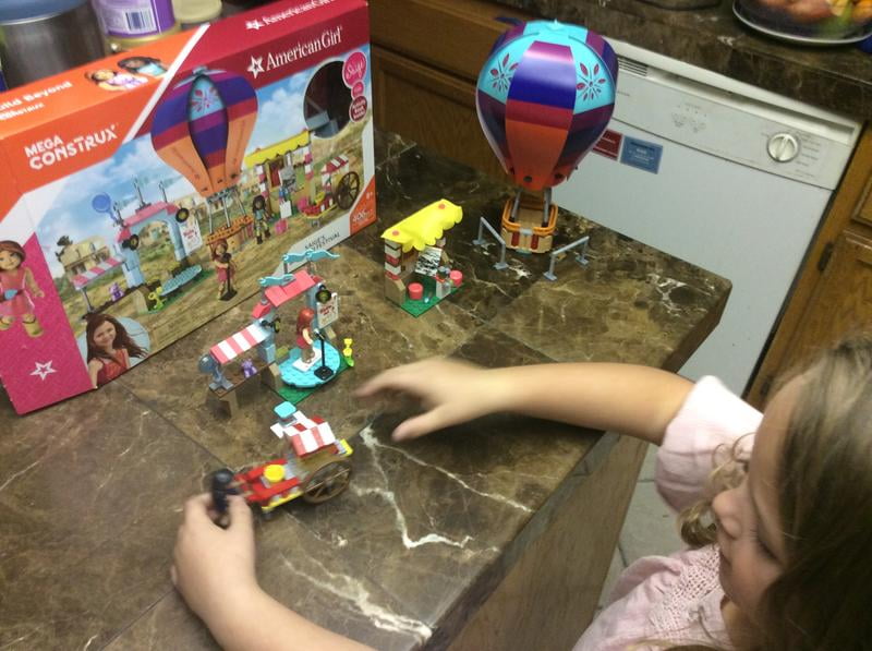 Mega construx american girl saige's balloon festival construction set 2025