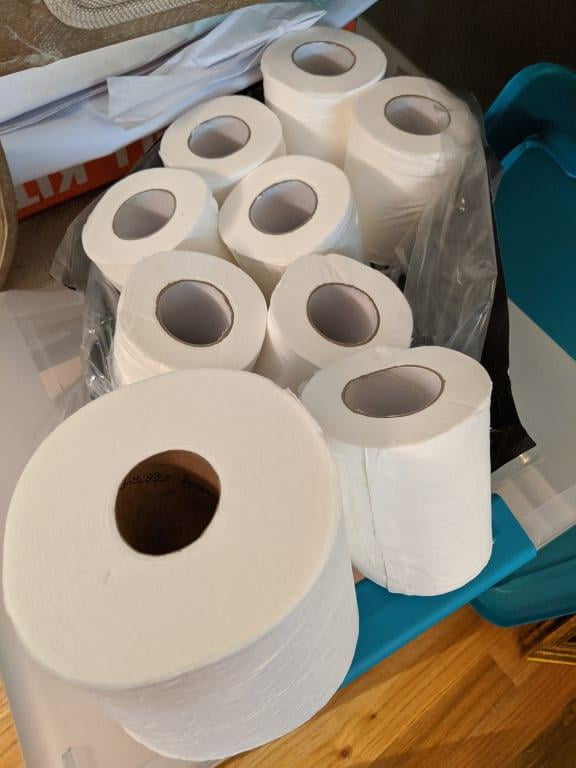QUILTED NORTHERN ULTRA PLUSH TOILET PAPER, 24 MEGA ROLLS Same-Day Delivery or Pickup | Lucky Supermarkets