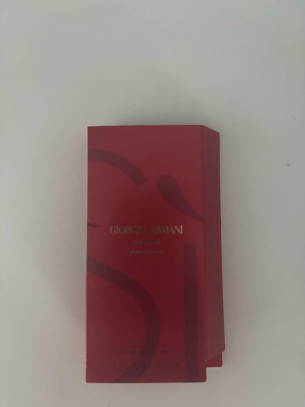 Giorgio Armani Sì Passione Red Musk Eau de Parfum 1.6 Fl. Oz / 50