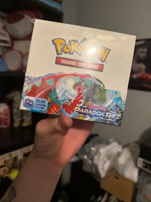Pokmon TCG Paradox Rift Booster Box, 36 Packs, Scarlet & Violet -  Walmart.com