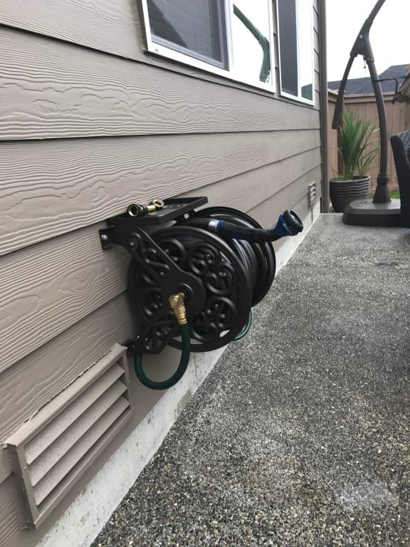 Liberty Garden Products 708 Steel Decorative Wall Mount Hose Reel