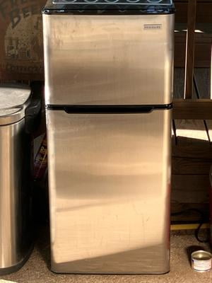 Frigidaire 4.5 Cu. ft. Compact Retro Refrigerator with Freezer