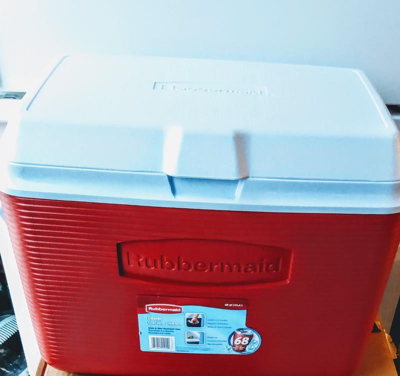 Rubbermaid 50 Qt. Insulated Modern Red Cooler 1929015 - The Home Depot
