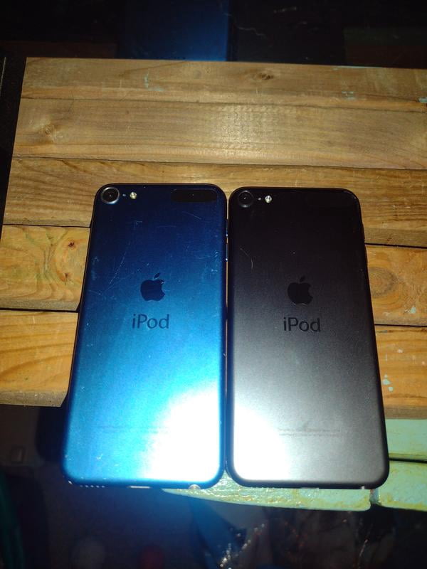 New Apple iPod touch 32GB (7th Gen) - Space Gray - Walmart.ca