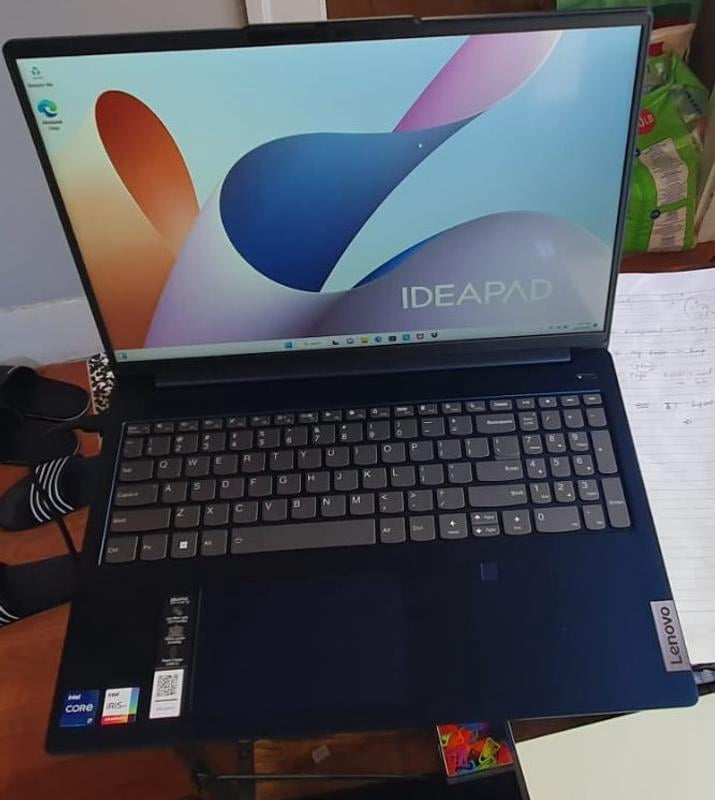 Lenovo IdeaPad Slim 5 16IRL8 16